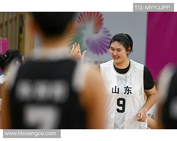 广州篮球队与重庆篮球队赛后分析个人能力对比与表现总结