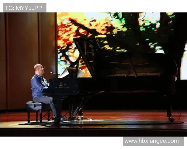 法国足球明星跨界演绎电影魅力展现运动与艺术的完美结合