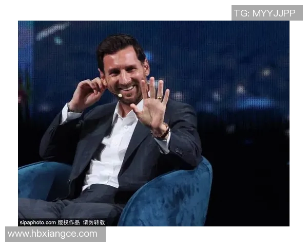 白人足球明星的魅力与风采胡须下的故事与荣耀